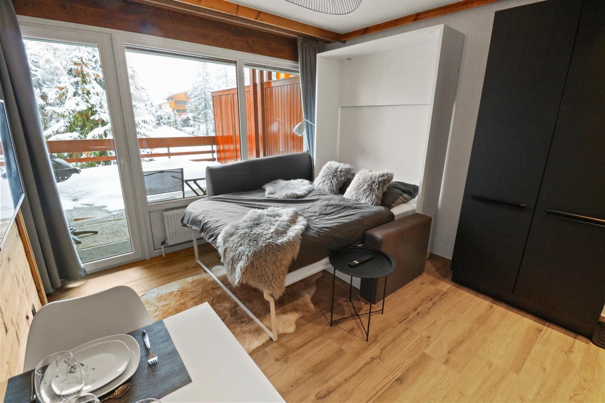 Joli Studio Avec Parking Gratuit Apartment Crans-Montana Exterior photo